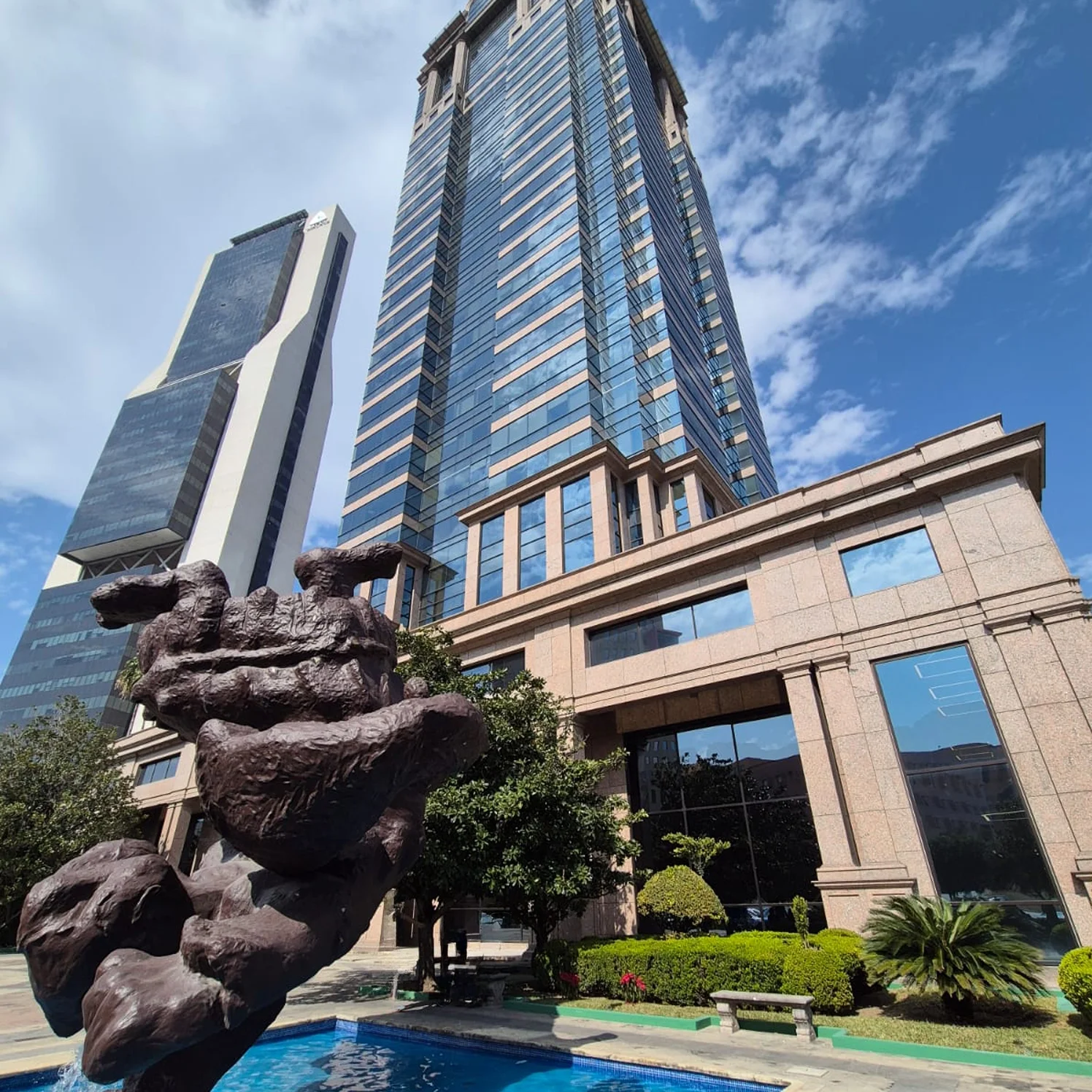 Foto panorámica de campus ejecutivo Monterrey